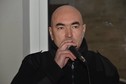 OSP Szynkielów ma nowy wóz strażacki. Witano go racami i fajerwerkami